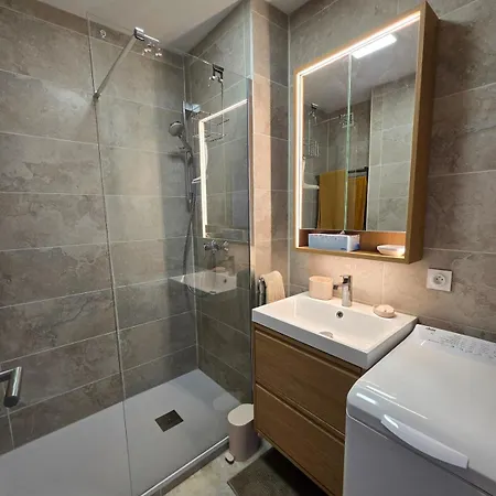L'instant Bleu - With Ac, Wifi, And Parking * Le Lavandou